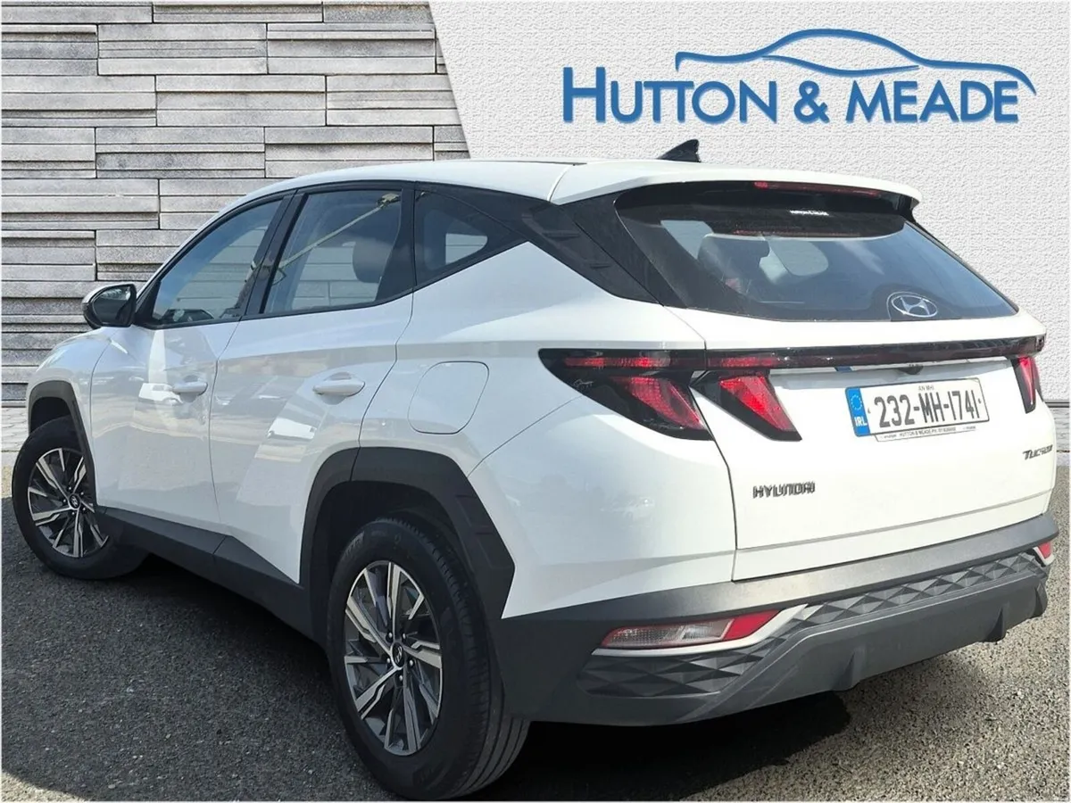 Hyundai Tucson Comfort Plus 1.6 Diesel 5dr - Image 2