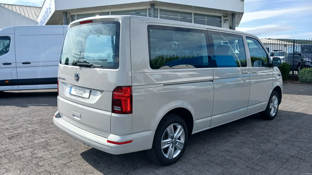 2022 VW SHUTTLE 9 SEAT,AUTO LWB IMMACULATE/ RARE - Image 4