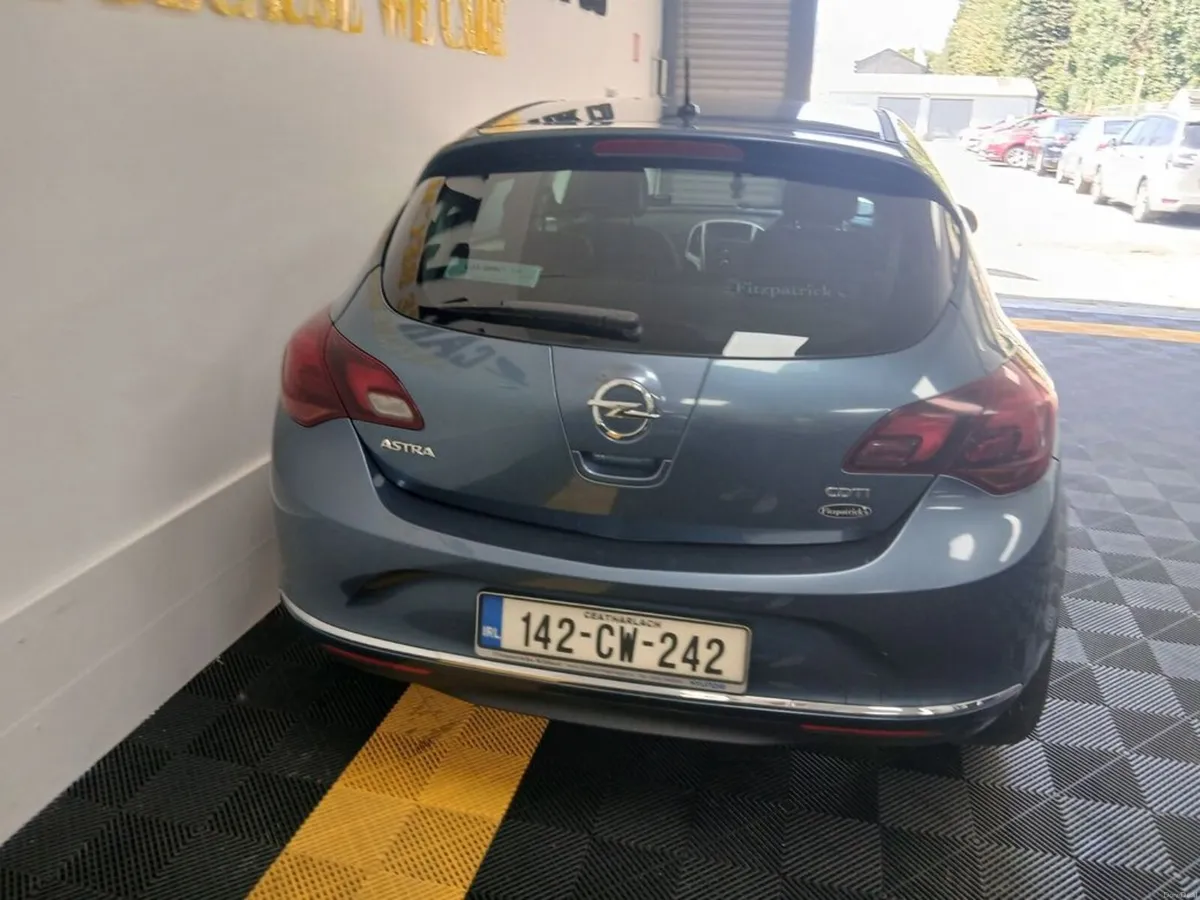 Opel Astra SRI 1.7cdti 110PS 5DR - Image 5