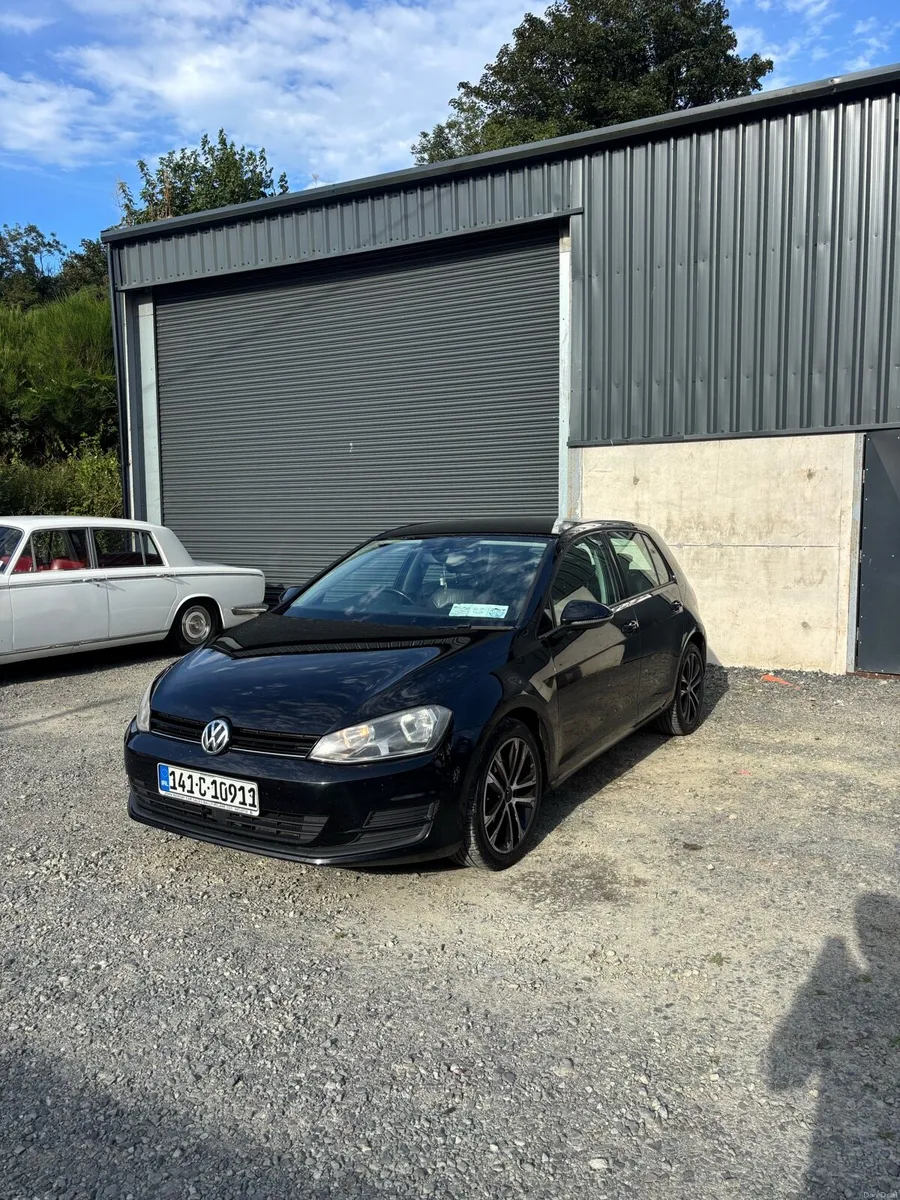 2014 Volkswagen Golf - Image 3