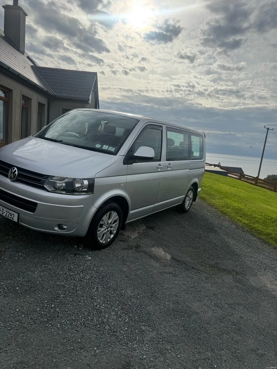 Volkswagen caravelle wheelchair accessible - Image 3
