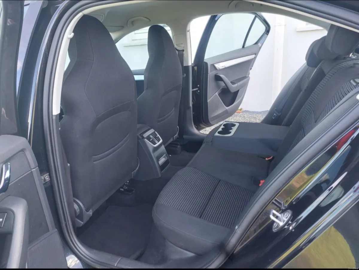 1.4l Petrol Skoda Octavia - Image 6