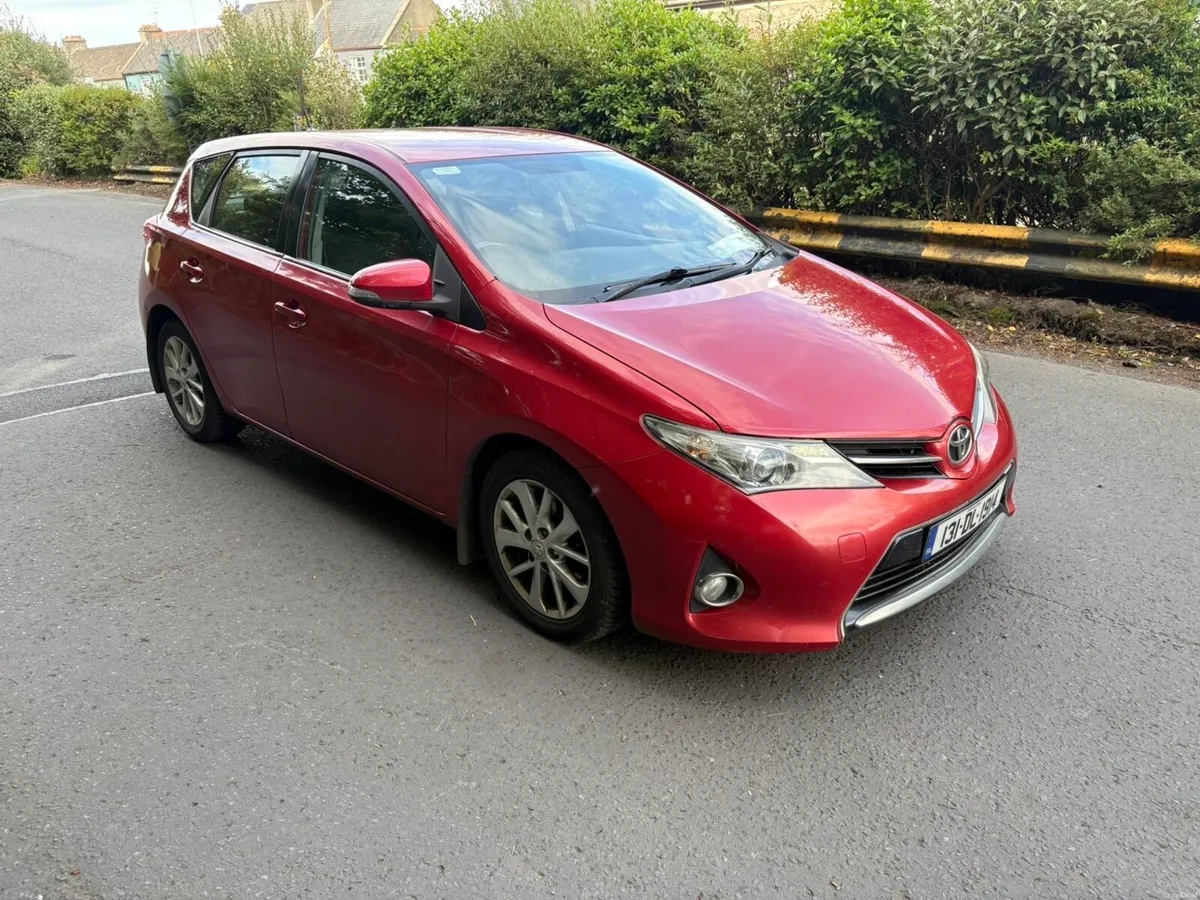 2013 TOYOTA AURIS 1.4 LUNA NEW MODEL  NCT&TAX - Image 2