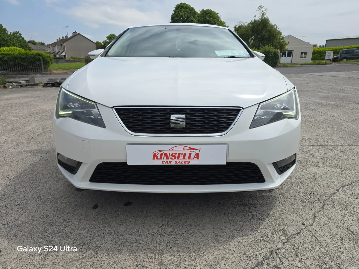 SEAT Leon 1.6 tdi ST 2015 MINT CONDITION - Image 2