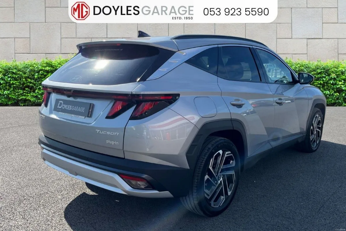 Hyundai Tucson Tucson FL 2WD Executive PHEV Auto - Image 3