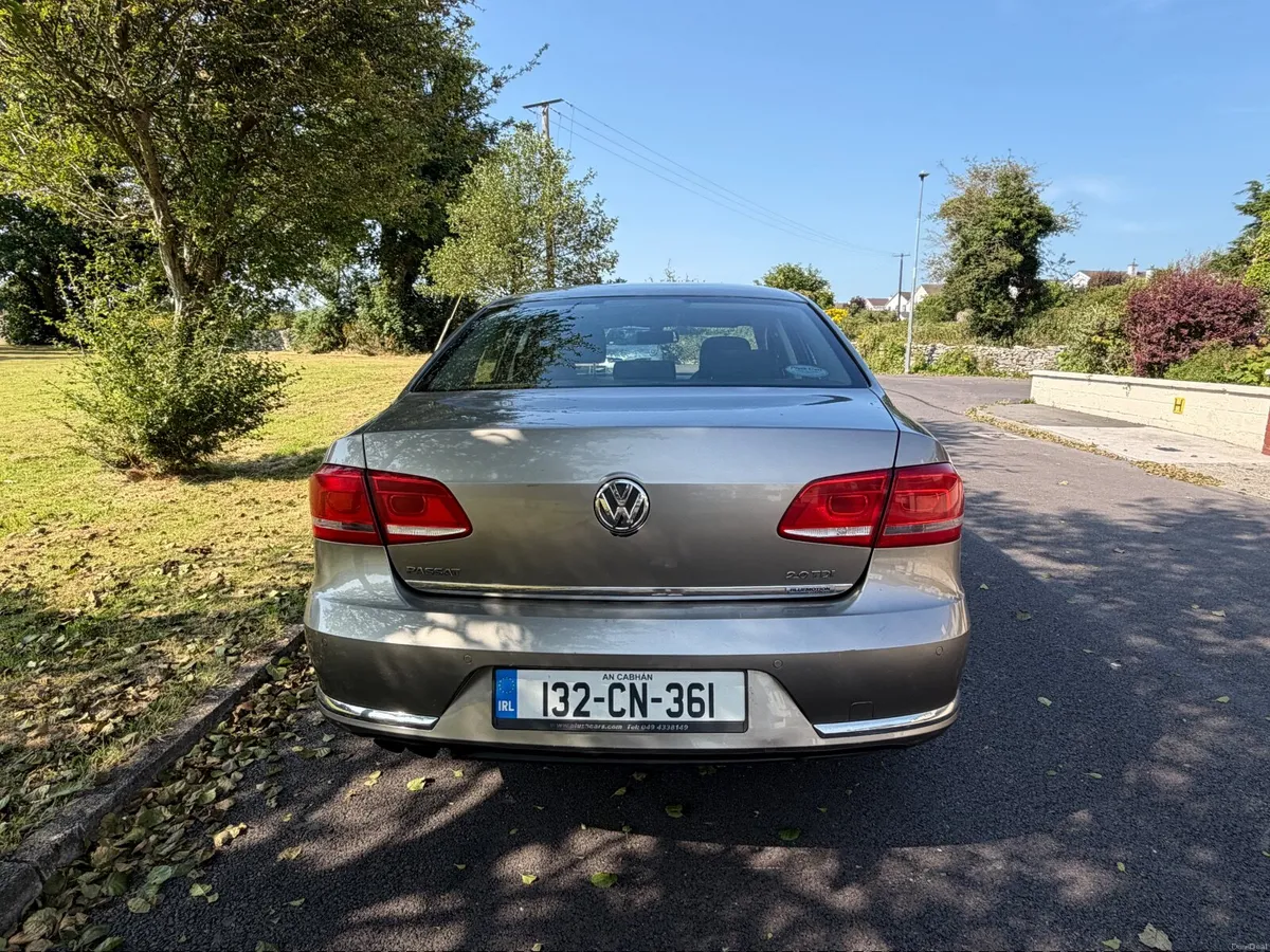 Volkswagen Passat 2013 - Image 5