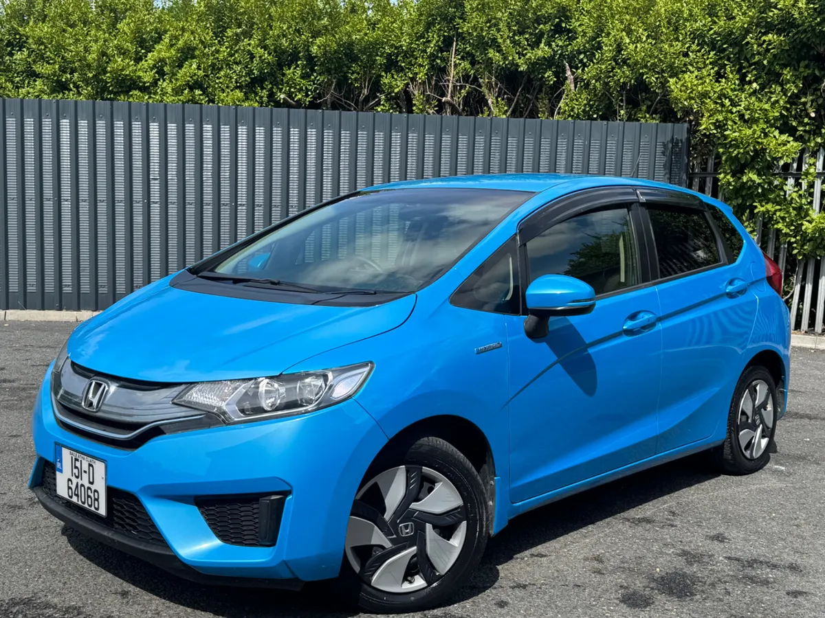 Honda Fit 2015 - Image 2