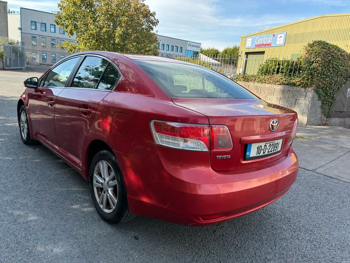 Toyota avensis D4D aura - Image 3
