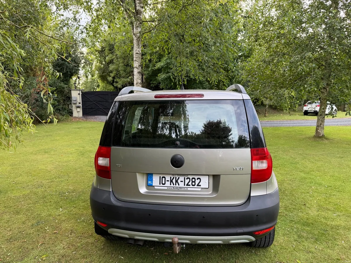 10 Skoda Yeti 2.0 Tdi Ambition - Image 6