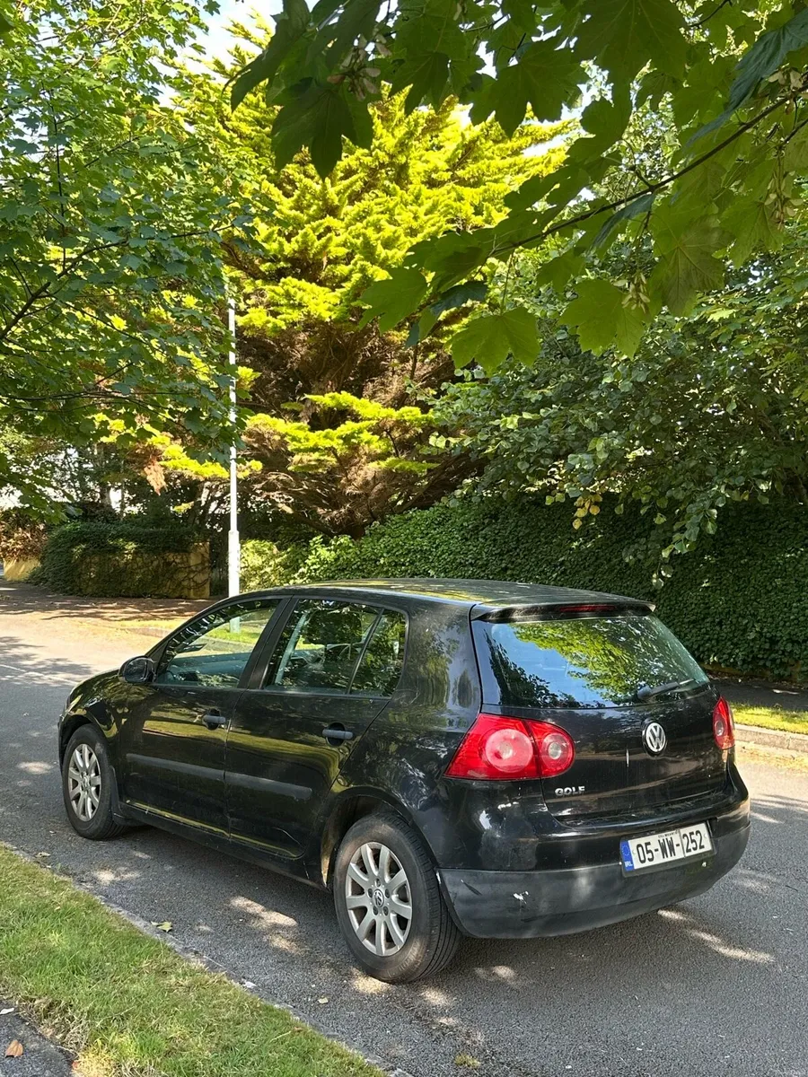 2005 golf - Image 2