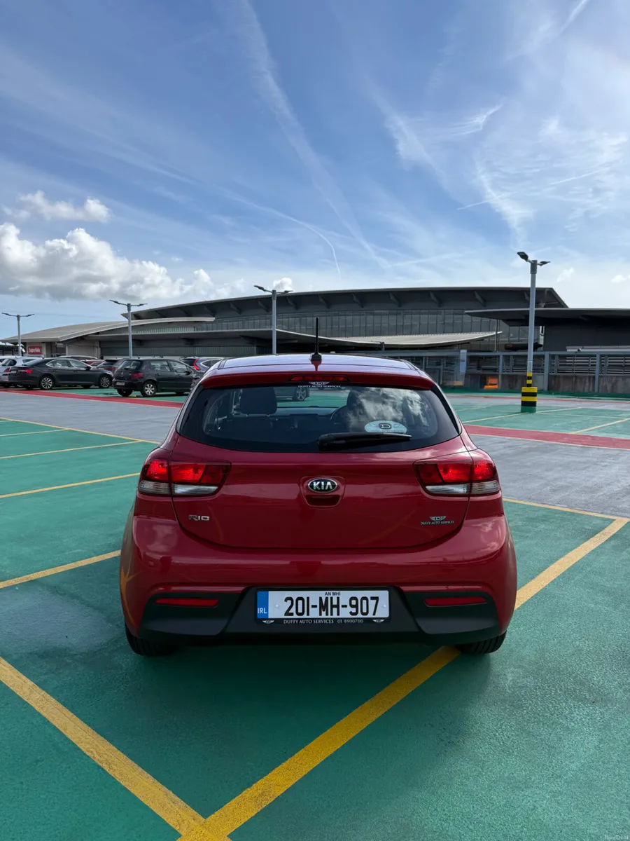 201 Kia Rio 1.2 Petrol - VERY LOW MILEAGE - Image 6