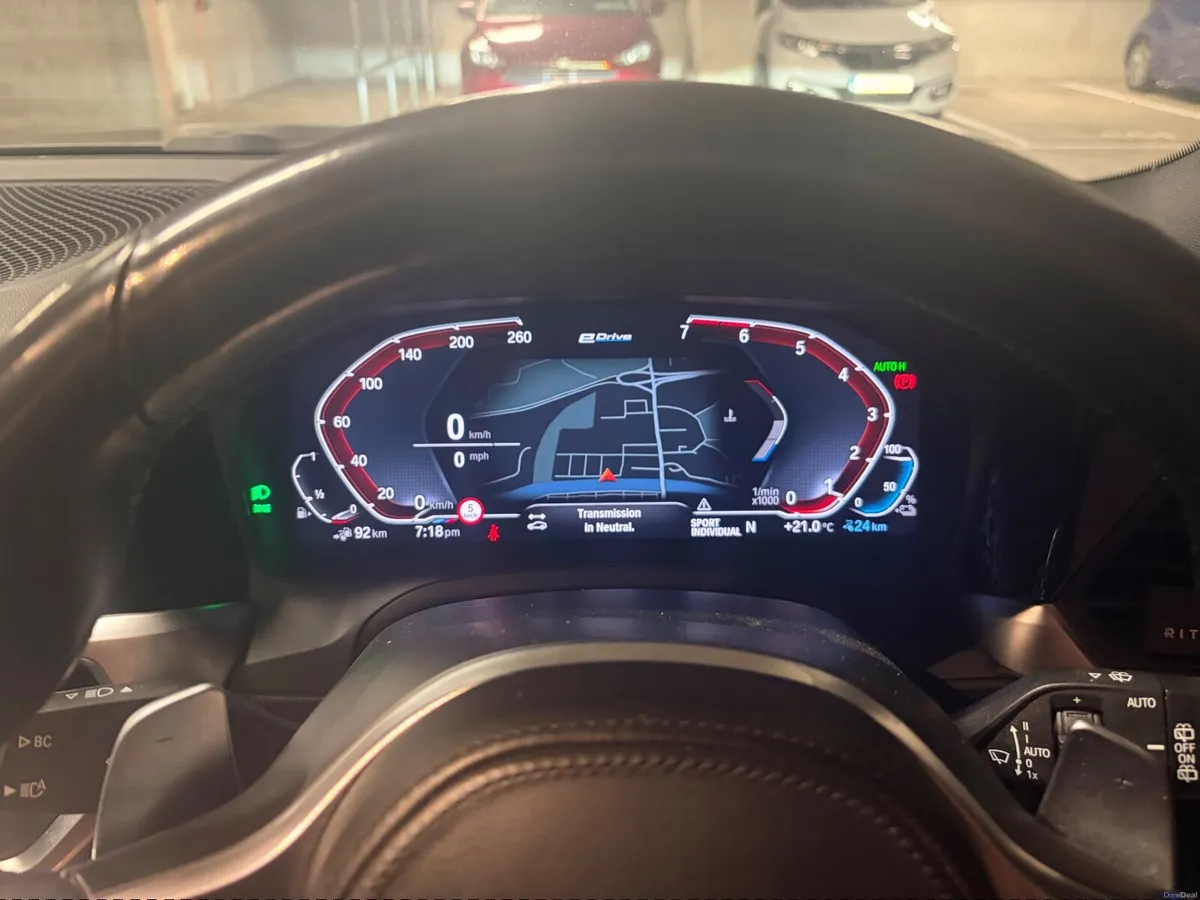 BMW 330e X Drive Touring - Image 3