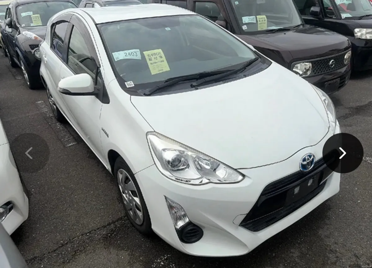 🔵 Toyota Aqua 1.5 Petrol Hybrid Automatic Low Km - Image 2