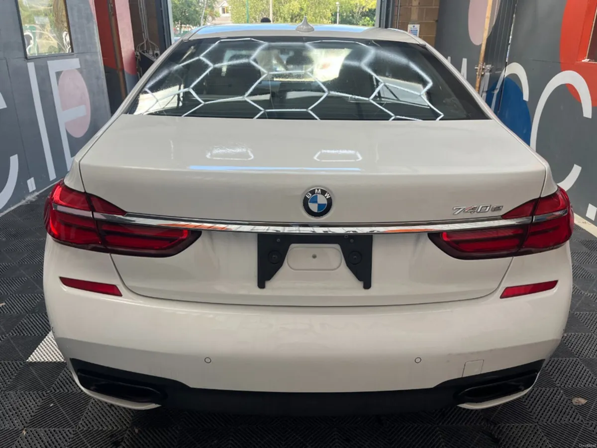 BMW 7-Series 191D BMW 740E IPERFORMANCE M-SPORT AU - Image 4