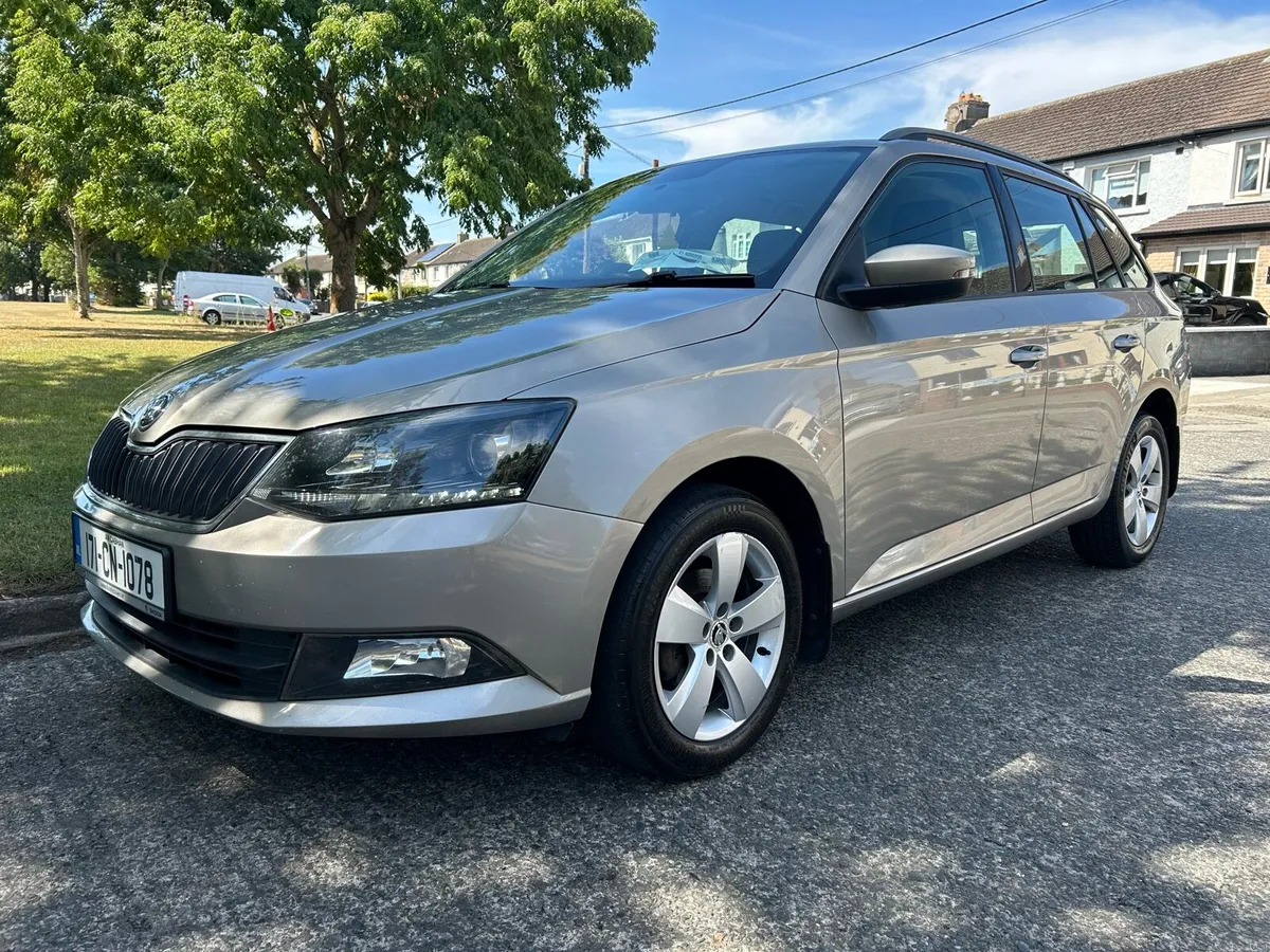 2017 Skoda Fabia 1.0 MPI // NCT & TAX - Image 4