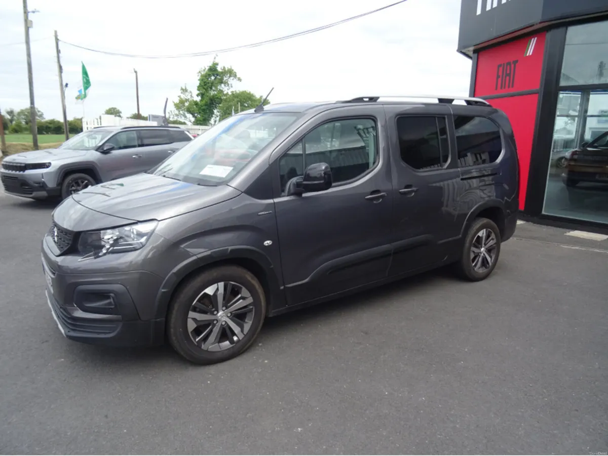 Peugeot Rifter 1.5 GT LINE BLUE HDI 5DR - Image 2