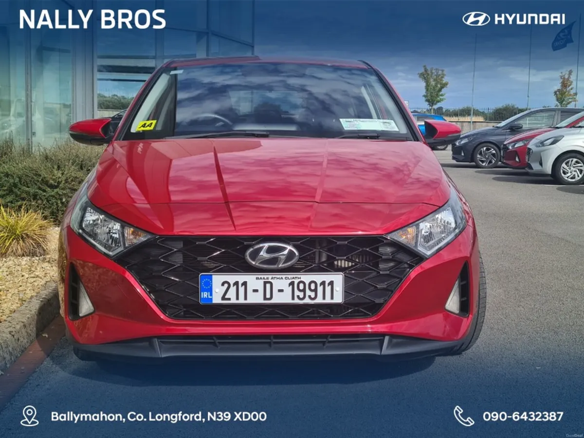 Hyundai i20 DELUXE 5DR AUTO - Image 2