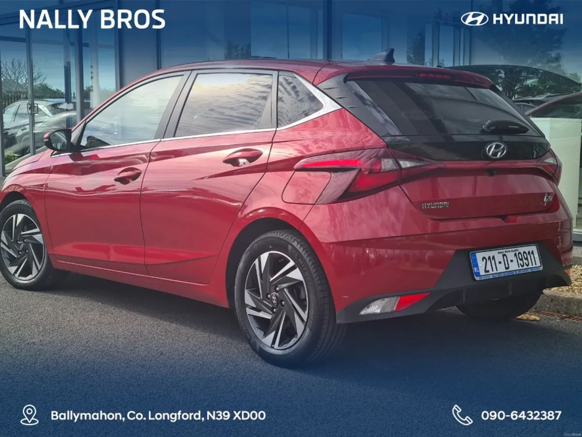 Hyundai i20 DELUXE 5DR AUTO - Image 4