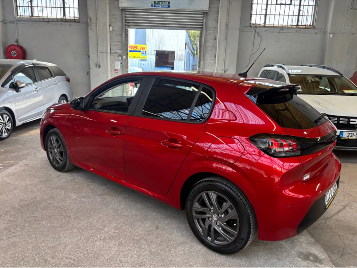 Peugeot 208 1.5 Commercial Van only 33000 kms €103 - Image 4