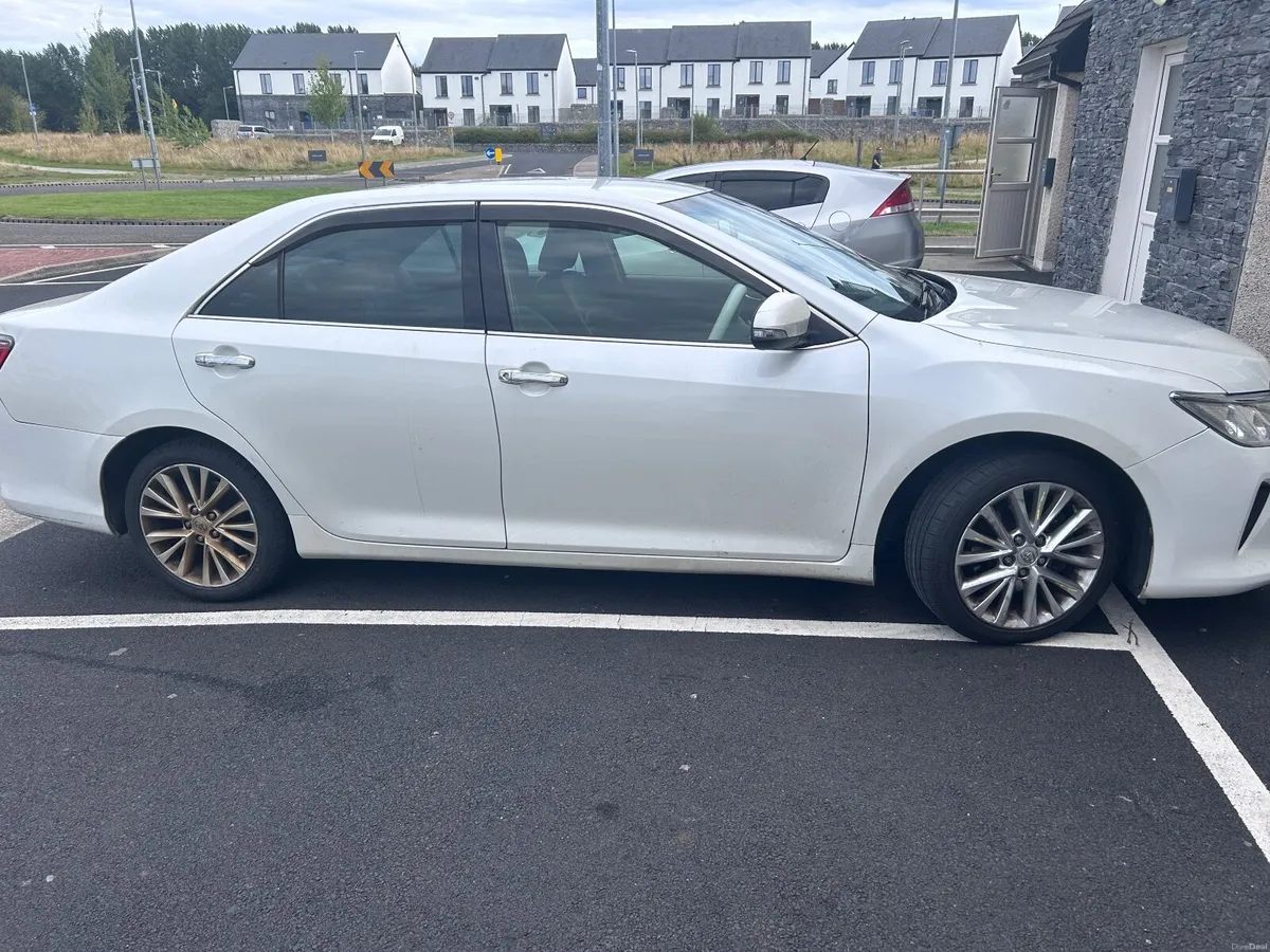 Toyota Camry 2015 - Image 1