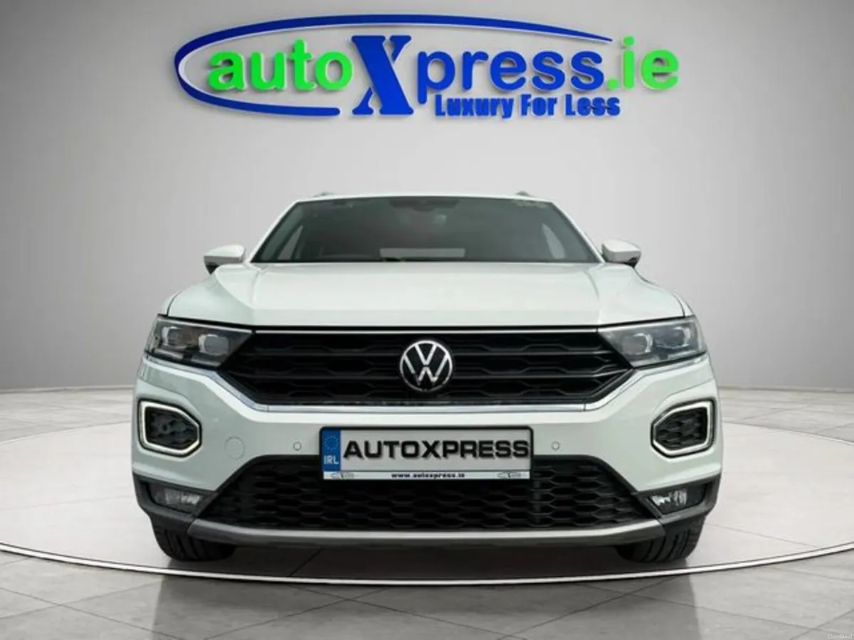 Volkswagen T-Roc 2.0 SPORT TDI, Low Mileage, Roof - Image 3