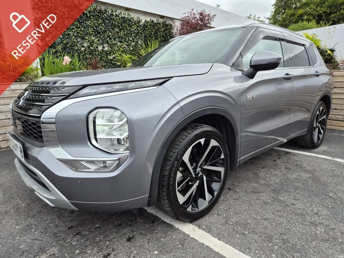 Mitsubishi Outlander 2.4 PHEV / EXCEED TOP SPEC / - Image 1
