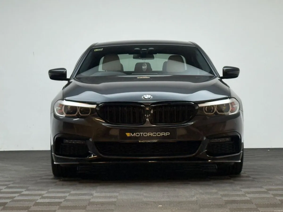 BMW 5-Series 520D M SPORT - Image 2