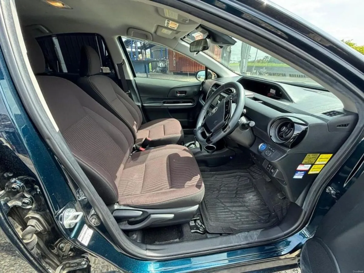 Toyota Aqua G - Image 4