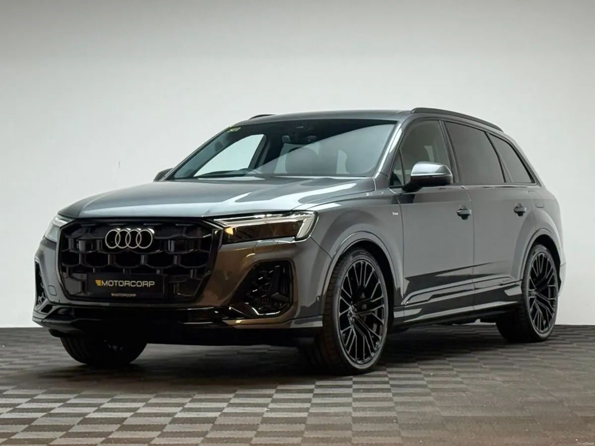 Audi Q7 S LINE 55 TFSI E QUATTRO - Image 3
