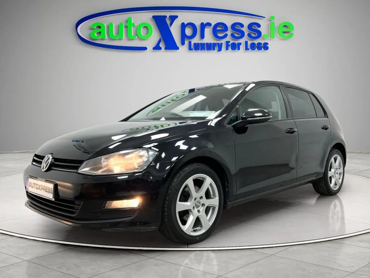 Volkswagen Golf 1.2 TSI Manual - Image 5