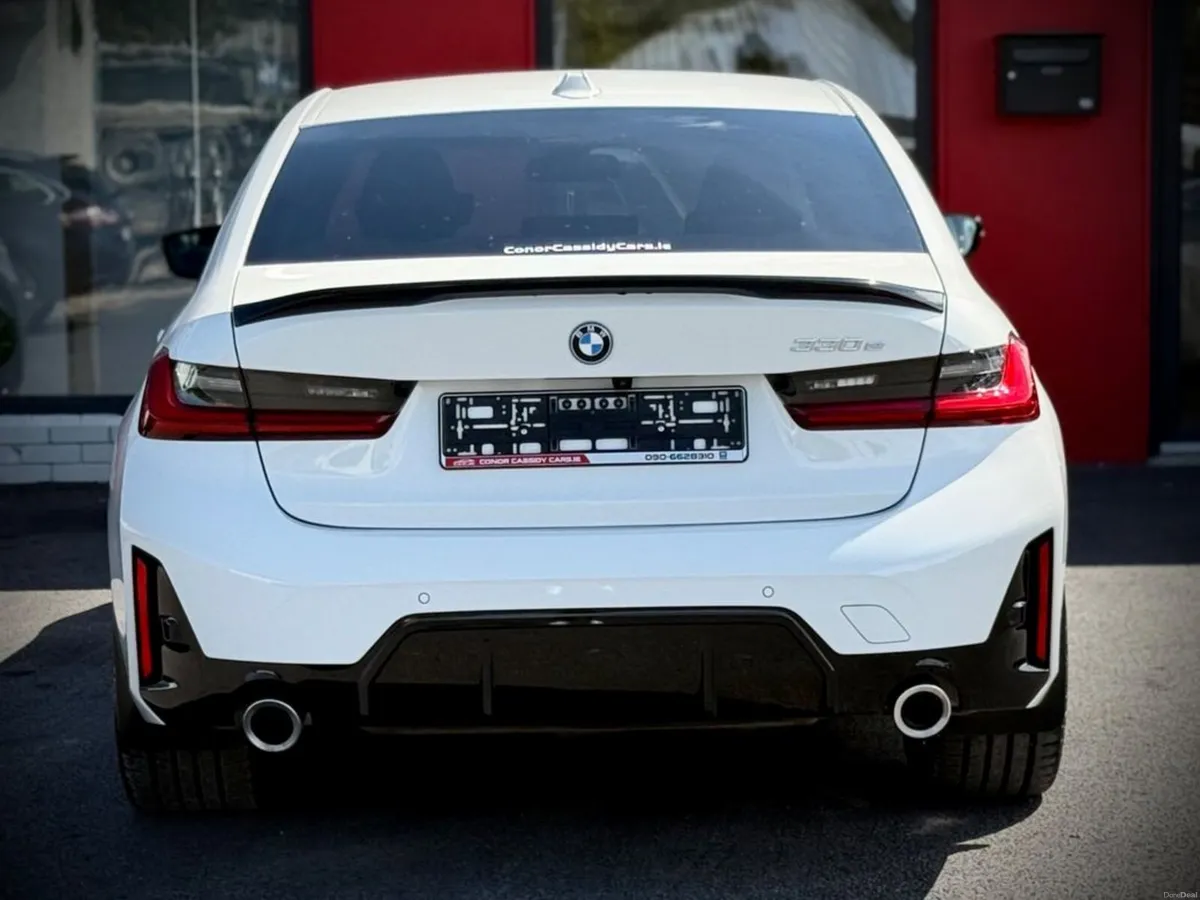 BMW 3-Series 330E M-SPORT // M-PERFORMANCE PACK // - Image 5