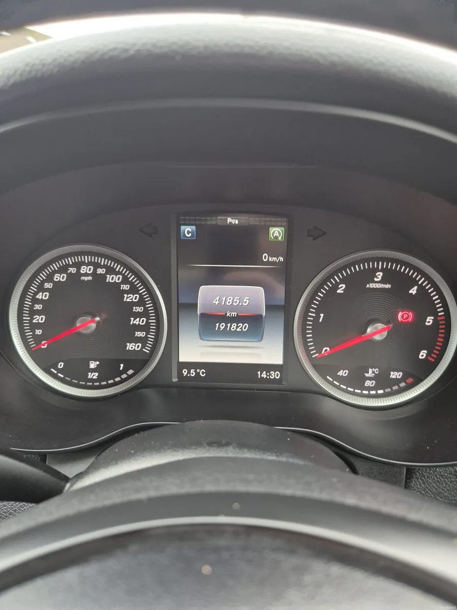 Mercedes c200 - Image 5