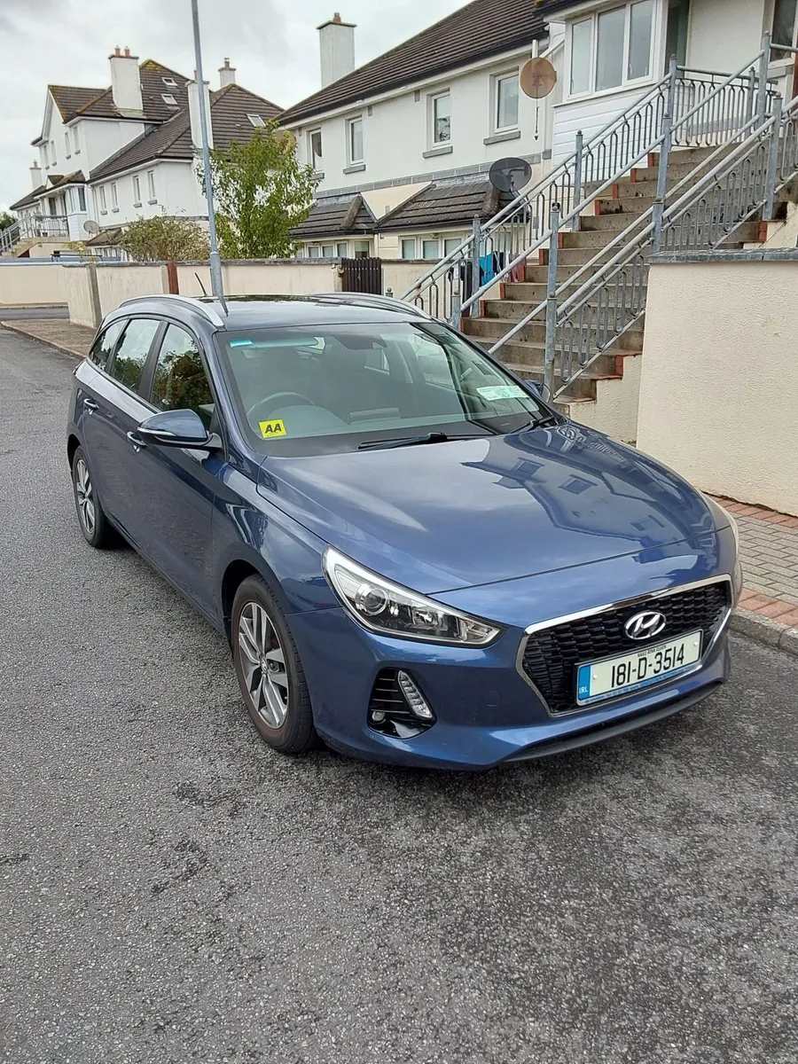 Hyundai i30 TOURER DELUXE  2018 - Image 1