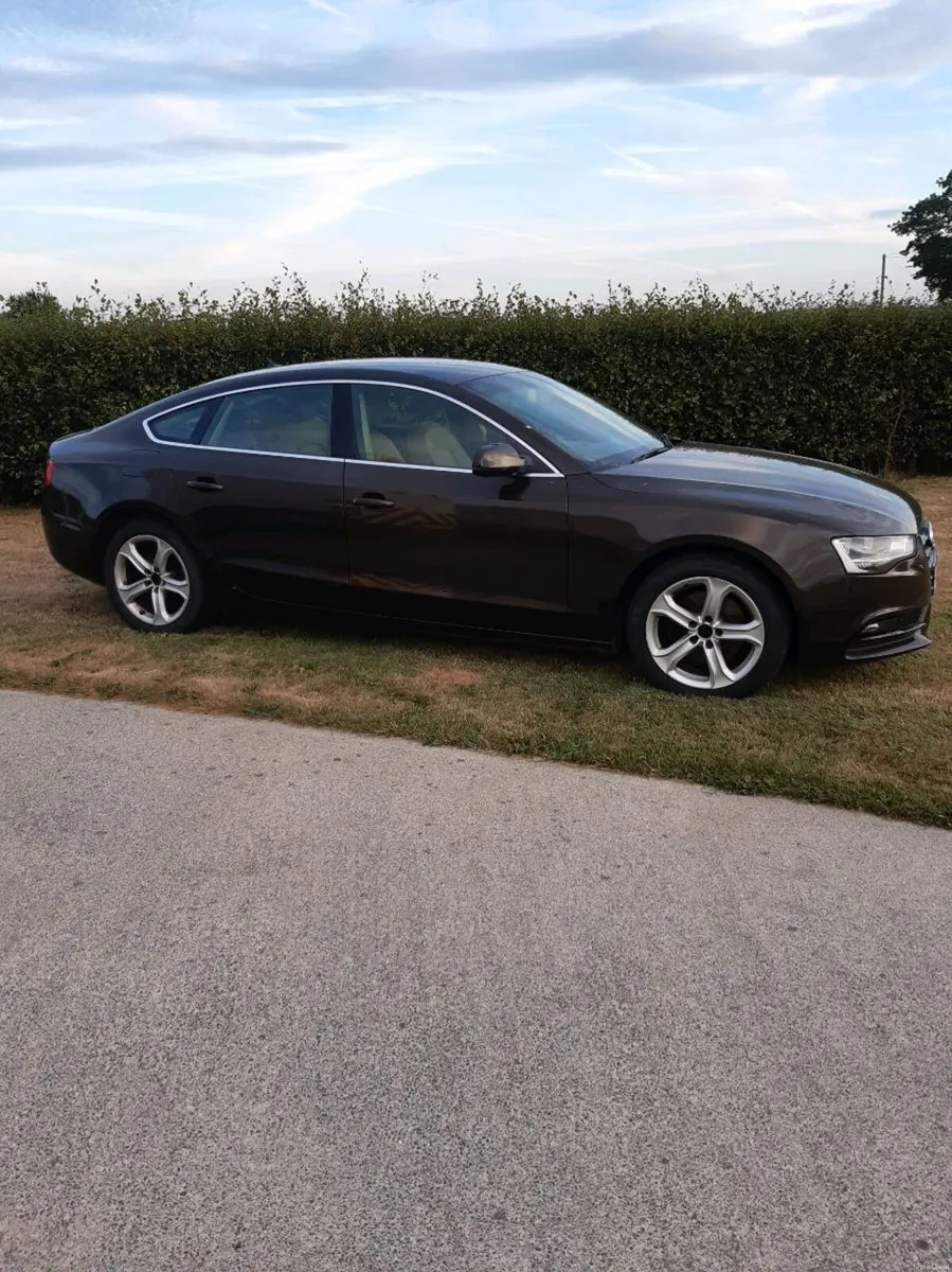 Car - Image 2
