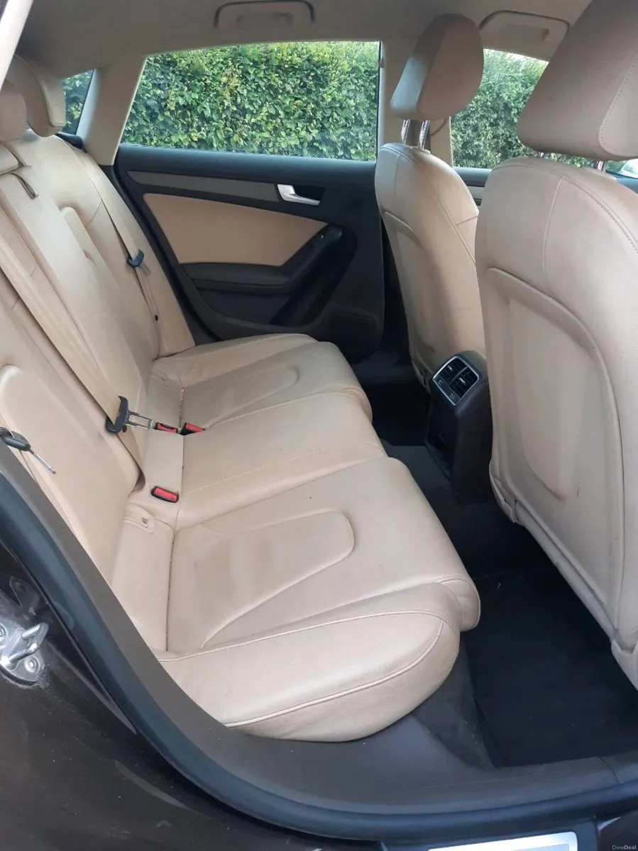 Car - Image 4