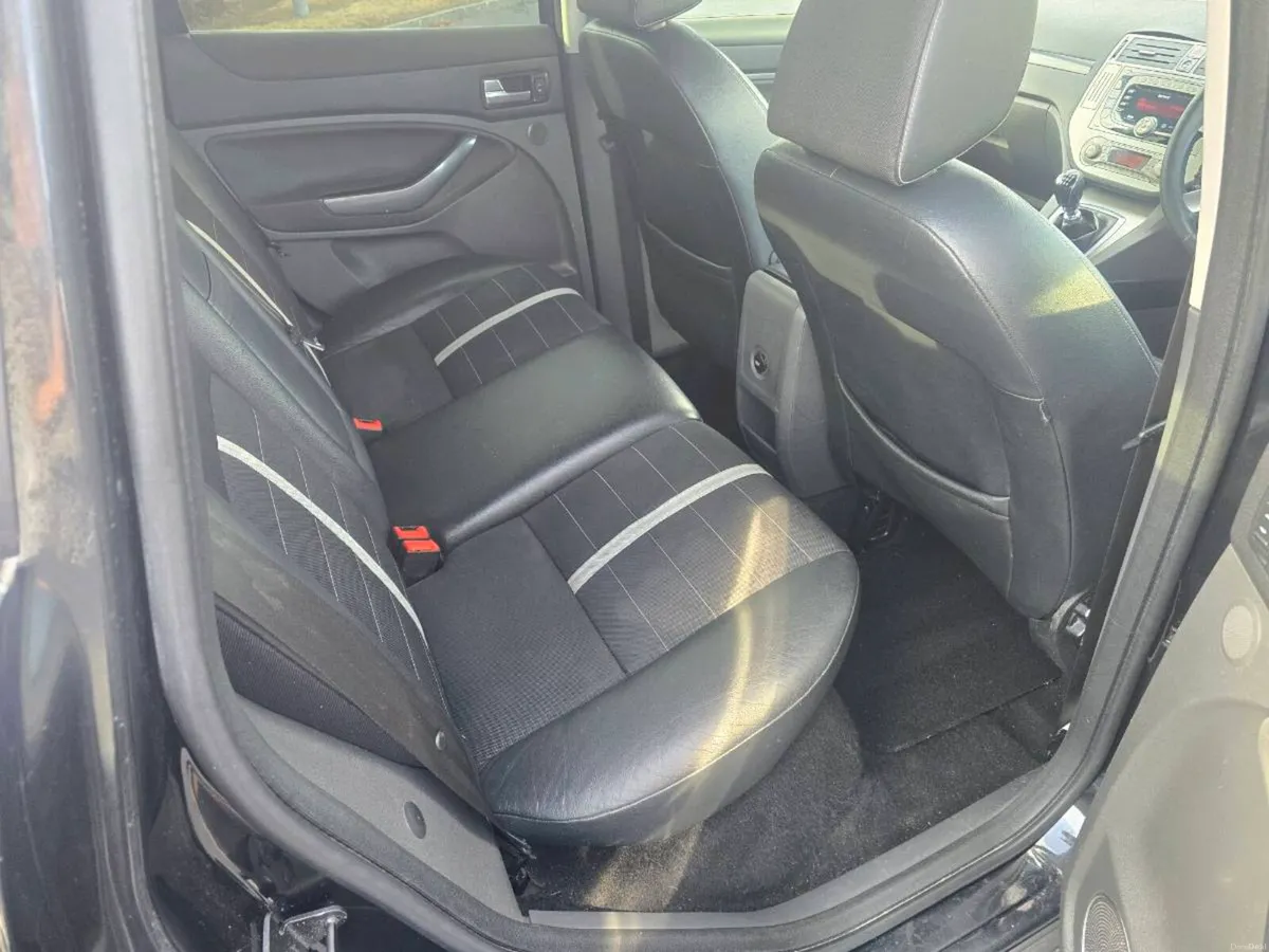 Ford kuga 2.0tdci 5 seater nct+ tax - Image 6