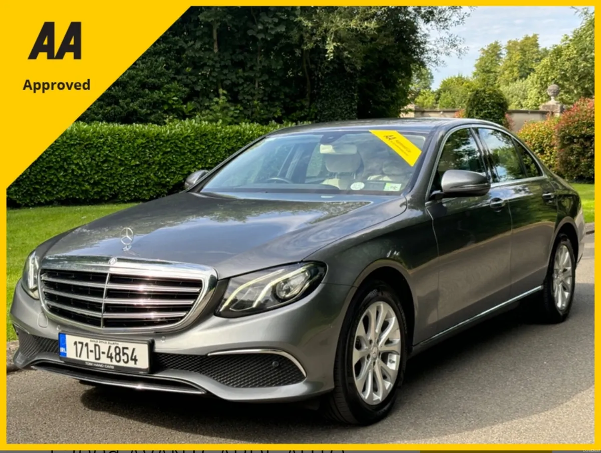 Mercedes-Benz E200 AVANTGARDE 2017 *LOW KLMS* - Image 2