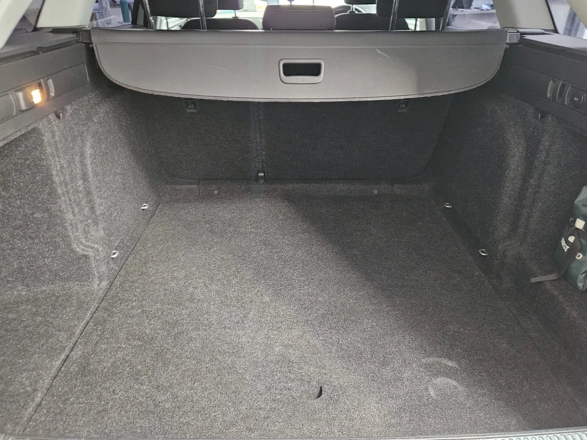 16 SKODA SUPERB COMBI STYLE AUTOMATIC - Image 6