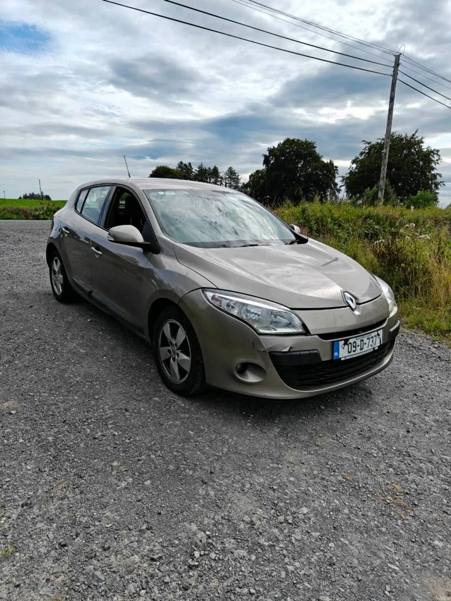 Renault megane nct 05/27 - Image 2