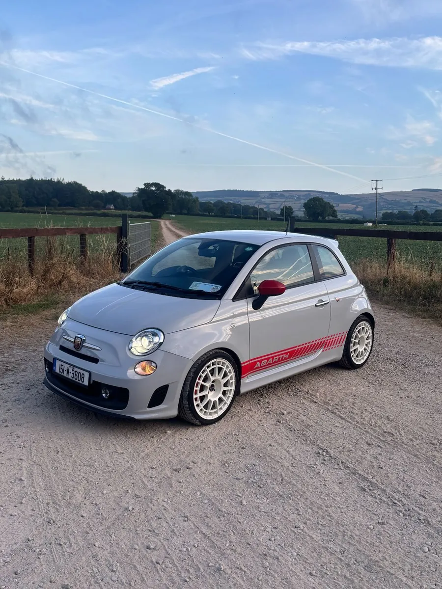 Abarth 500 2015 - Image 1