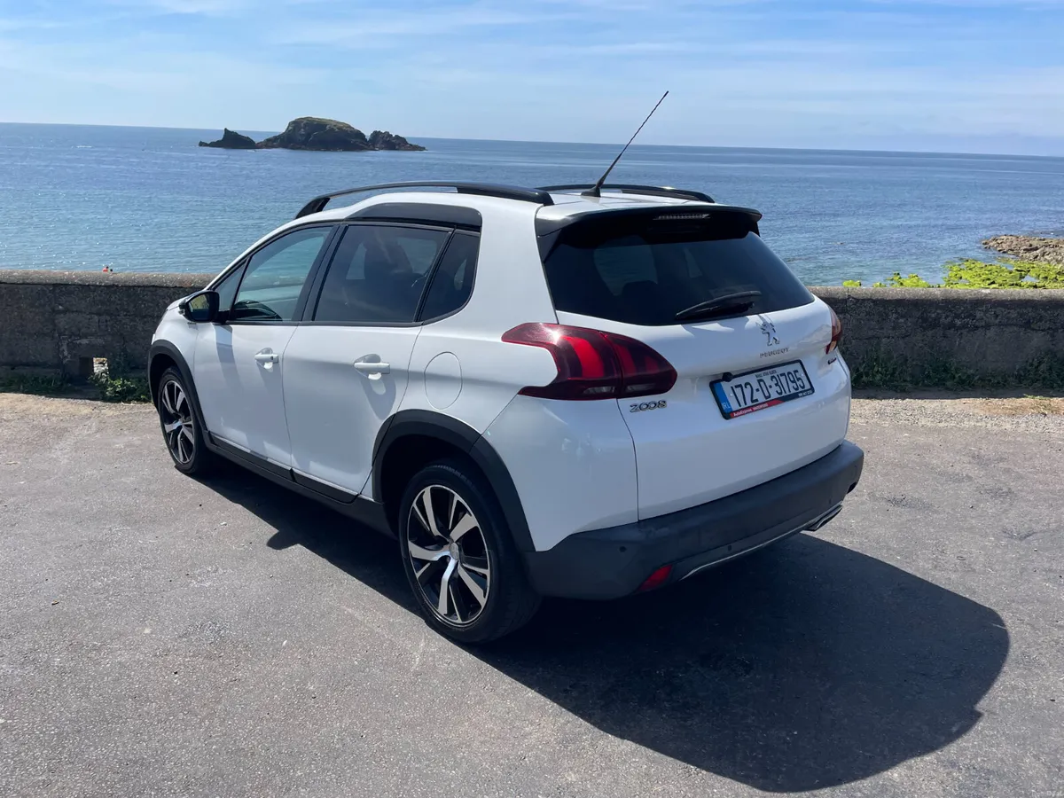 172 Peugeot 2008 GT Line.. Automatic.. Pan Roof - Image 5