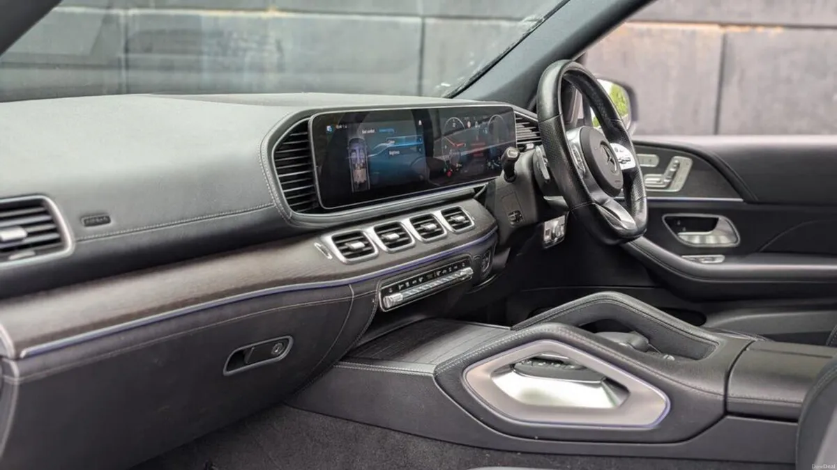 221 Mercedes Gle 350de Amg Premium - Image 4