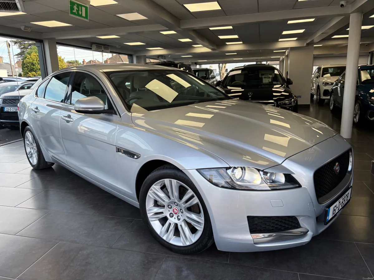 Jaguar XF 20162.0d ***1 Year Warranty *** - Image 2