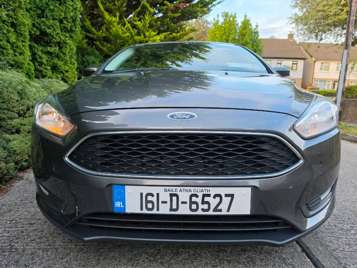 Ford Focus Style / Irish car-one owner from new - Image 4