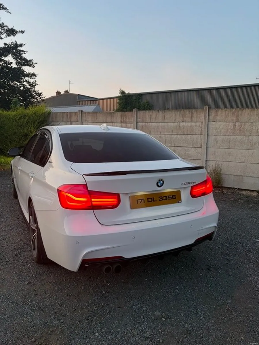 2017 BMW 3 Series Msport - Image 4