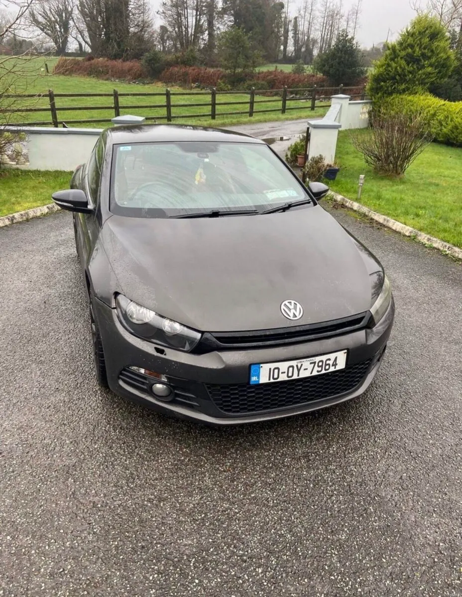 Volkswagen Scirocco 2.0 2010 - Image 1