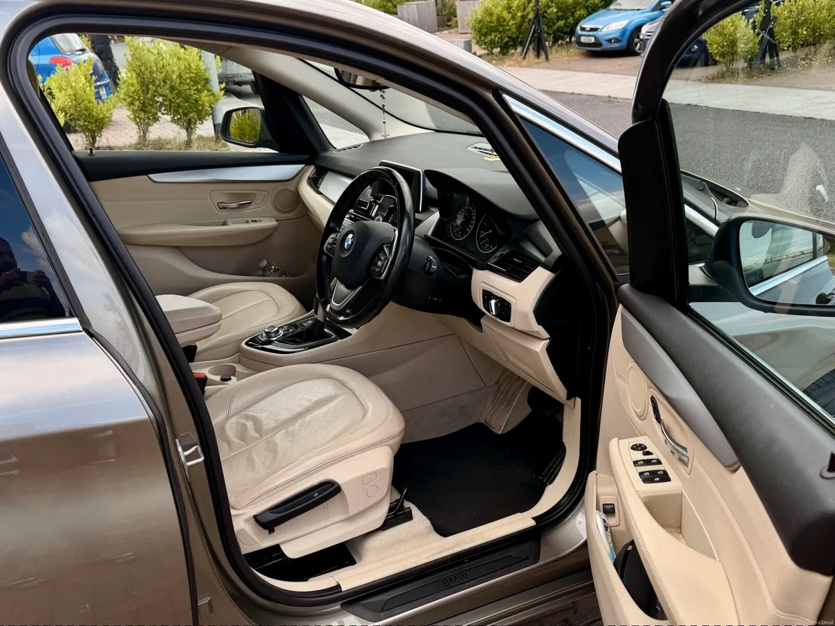 BMW 218i automatic / 2015 - Image 5