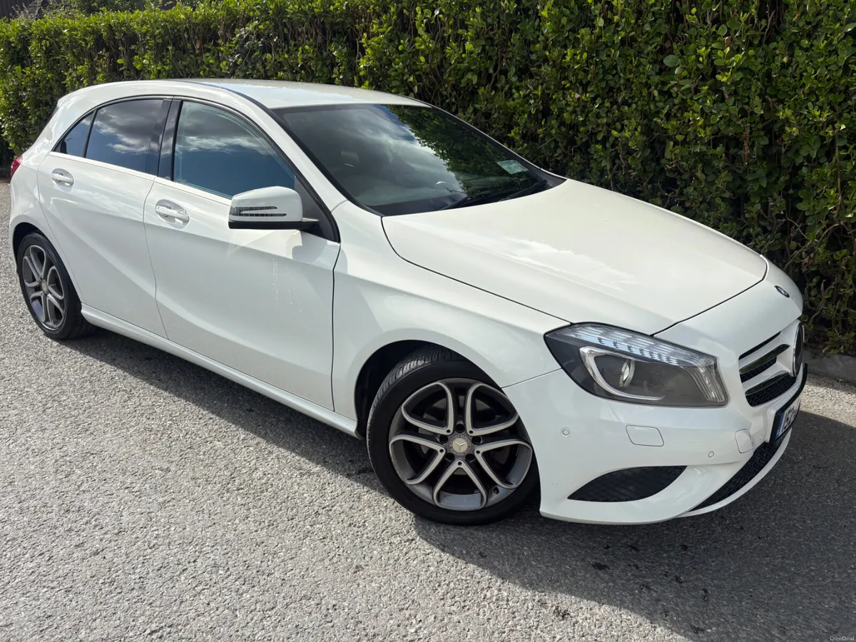 Mercedes-Benz A-Class 2015 AUTO HIGH SPEC URBAN - Image 4