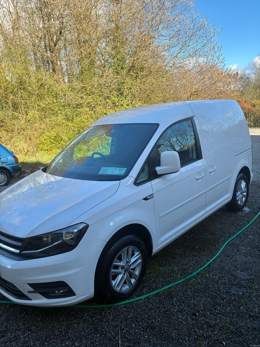Volkswagen Caddy Highline 2.0 - Image 3