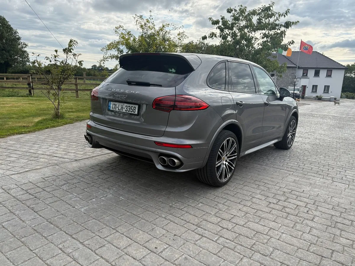 Porsche Cayenne s 2017 4.2 V8 Diesel - Image 4